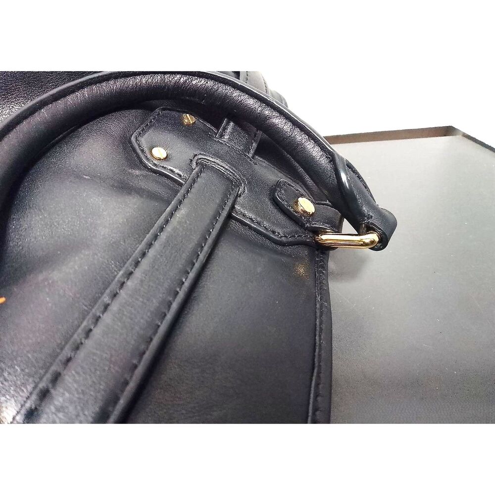 Michael Kors Large Black Hudson Belted Shoulder Bag - Picture 4 of 5